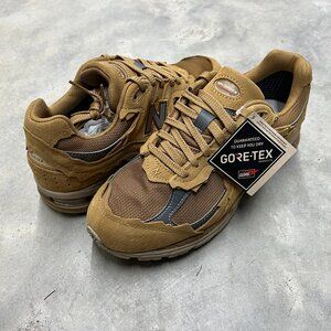 New Balance 2002R Gore-Tex Protection Pack Stucco Men's U20027OI - New